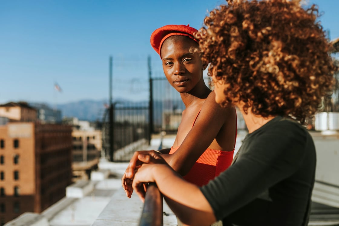 curated-lifestyle-wEeqvC0ZgVE-unsplash (1)